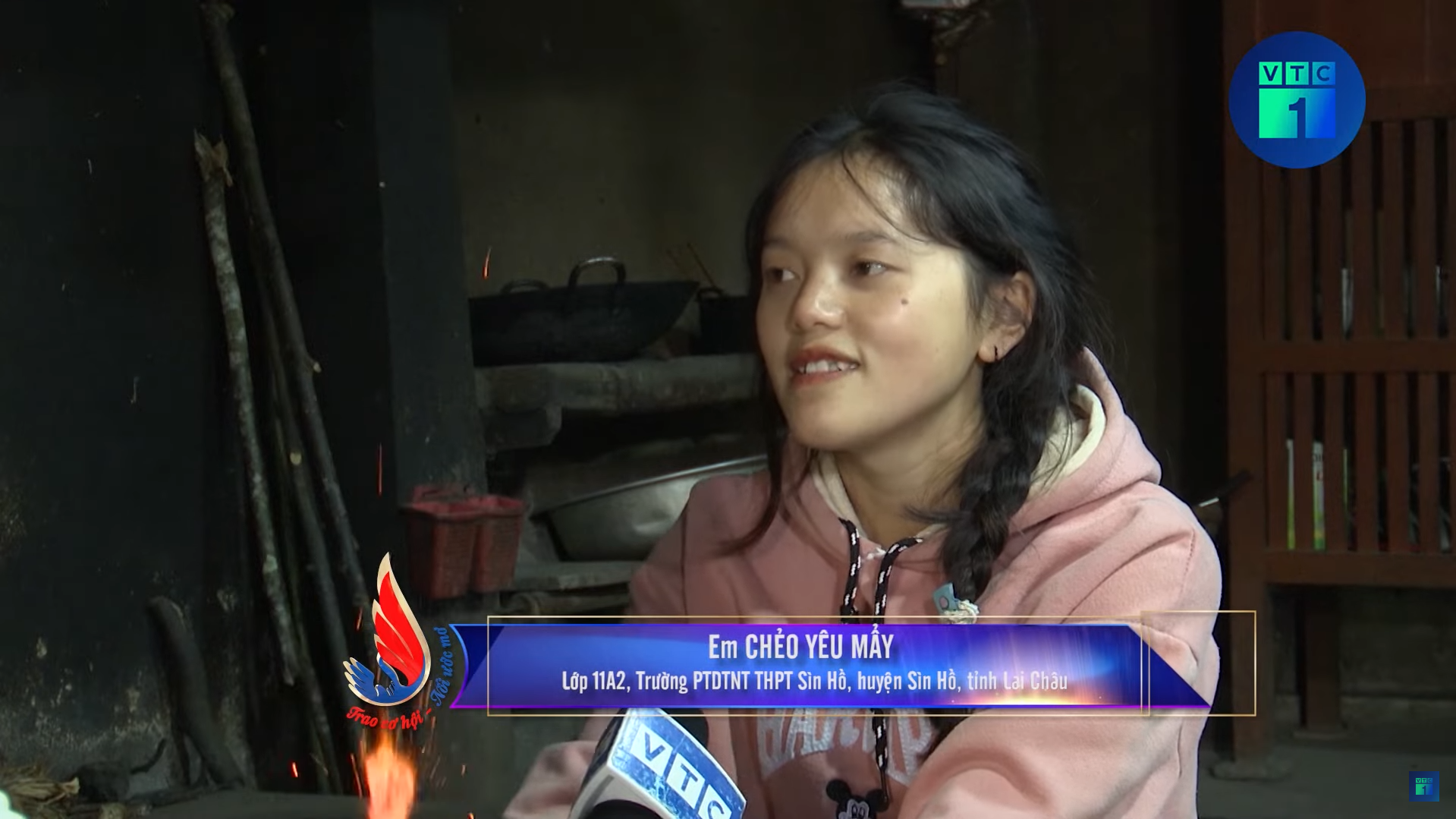 Giọt nước mắt đằng sau ước mơ trở thành bác sĩ